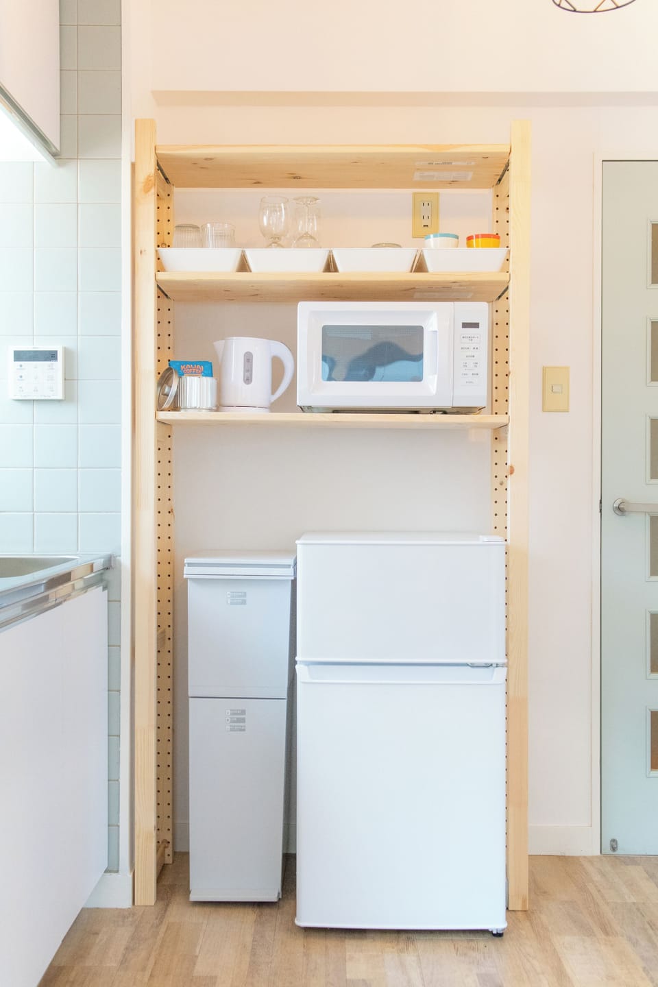 Apartment | Private kitchen | Full-size fridge, microwave, stovetop, cookware/dishes/utensils