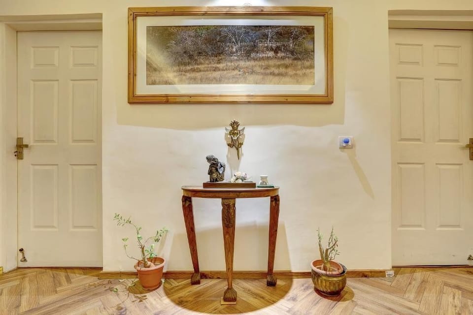 Deluxe Villa, Balcony, Garden View | Interior
