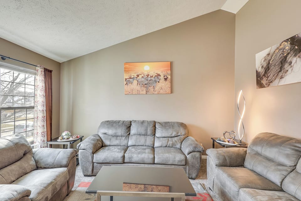 Omaha Vacation Rental | 4BR | 2.5BA | 1,658 Sq Ft