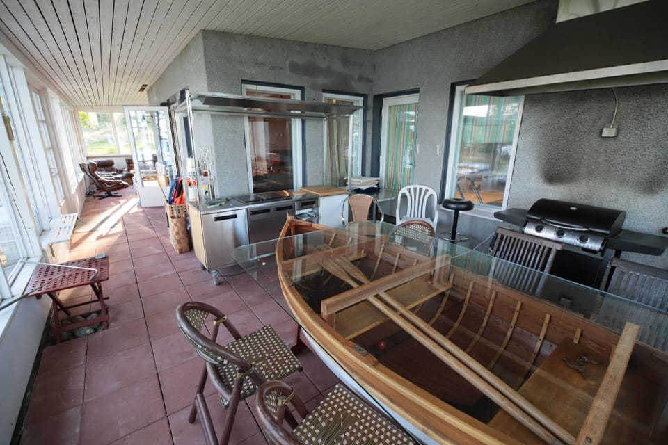 Deluxe Villa, 5 Bedrooms, Partial Sea View, Beachside | BBQ/picnic area