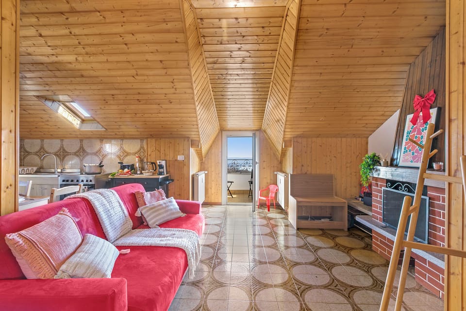 Family Studio, Balcony, Lake View (La Mansarda Sul Lago) | Interior