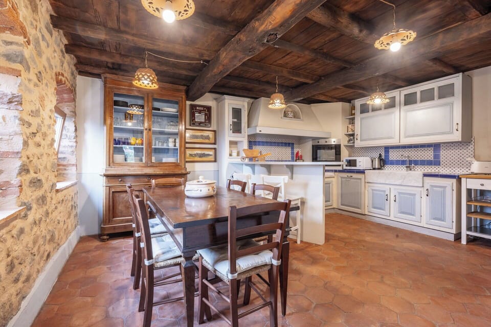 Autumn, Kitchen, Spring, Summer