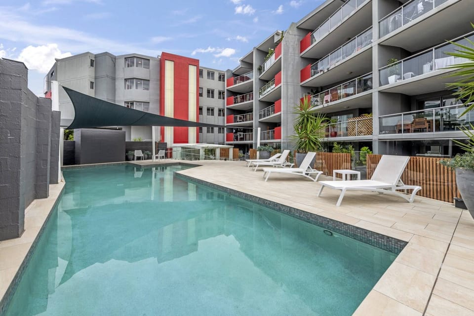 Holiday Home Swimming Pool