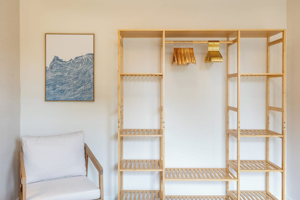 Apartment Salz/House Queller in Wittdün/Amrum   A clothes storage shelf