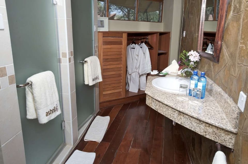 In-room safe, desk, blackout drapes, free WiFi