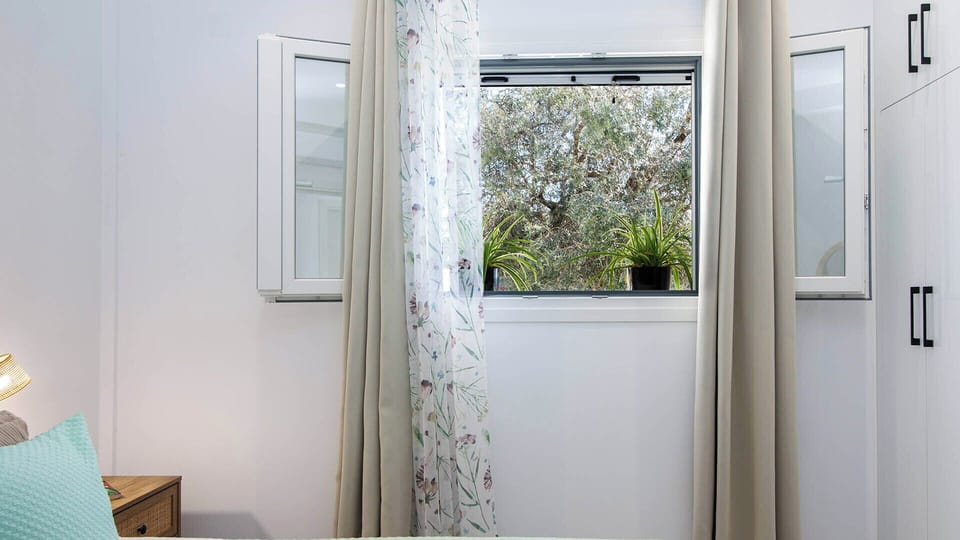 Comfort Apartment, Sea View | Interior