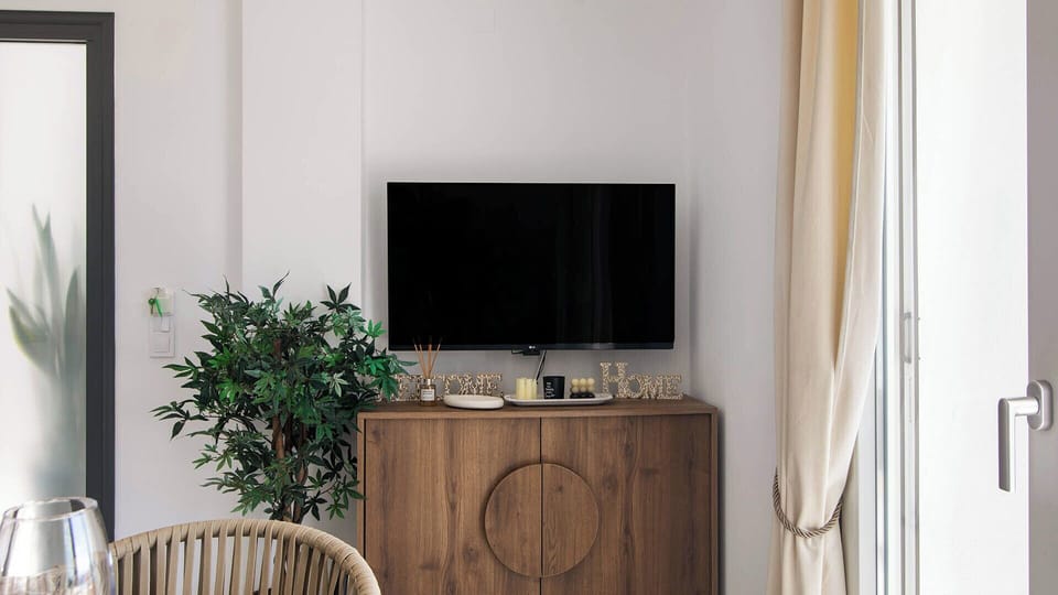 Comfort Apartment, Sea View | Interior