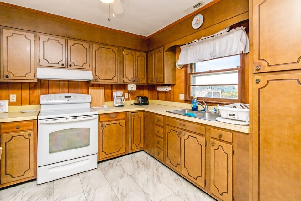 Kitchen II