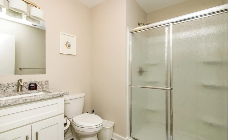 Hall Bath with Shower