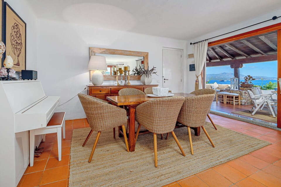 Furniture, Chair, Interior Design, Wood, Table, Flooring, Kitchen & Dining Room Table, Floor, Ceiling, Dining Room