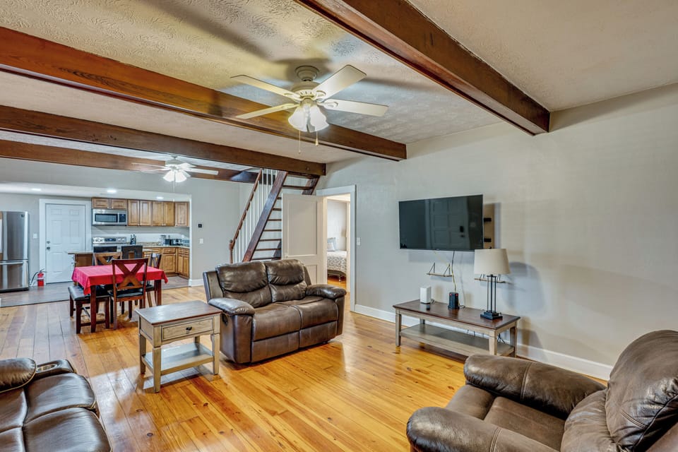 House (4 Bedrooms) | Interior