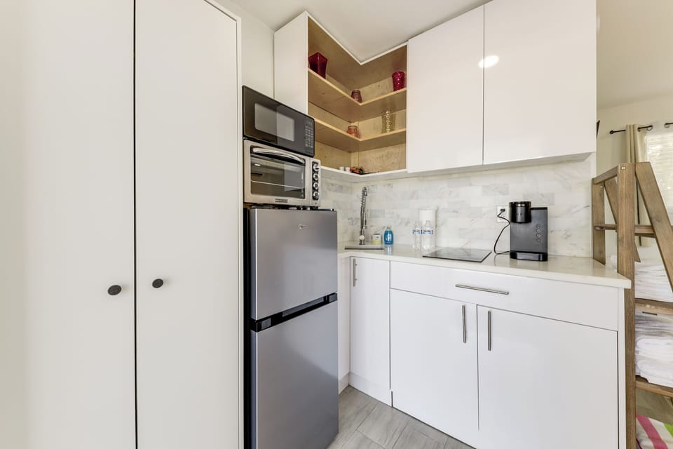 Apartment (0 Bedroom) | Interior
