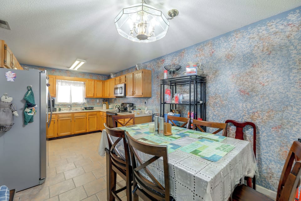 House (4 Bedrooms) | Interior