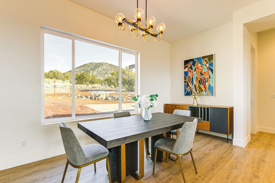 House (4 Bedrooms) | Interior