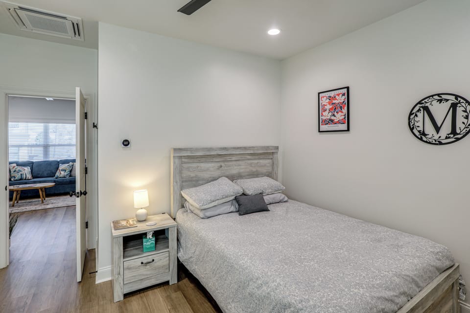 Apartment (1 Bedroom) | Interior