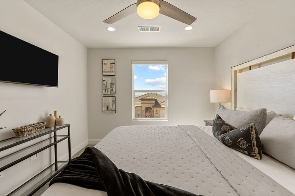 King Bedroom