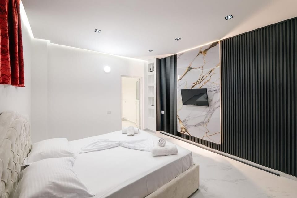 Apartment, 2 Bedrooms | Free WiFi, bed sheets