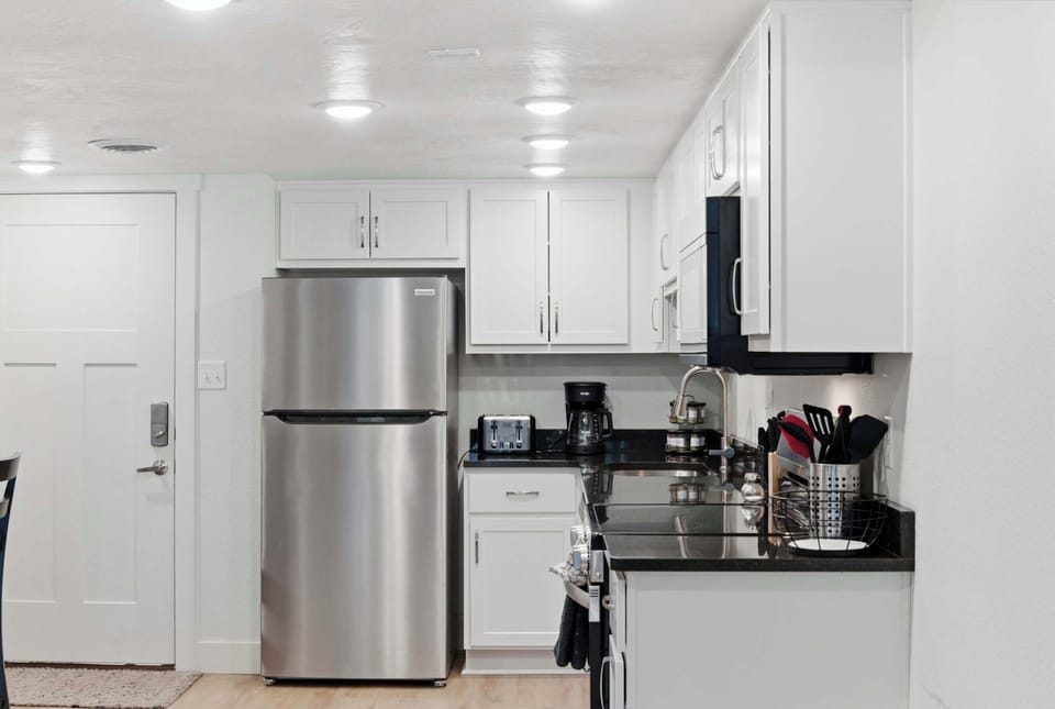 The open kitchen is well equipped for an unforgettable getaway​