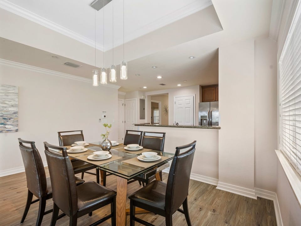 A comfortable dining space for six — perfect for meals, games, or planning the next day’s adventures.