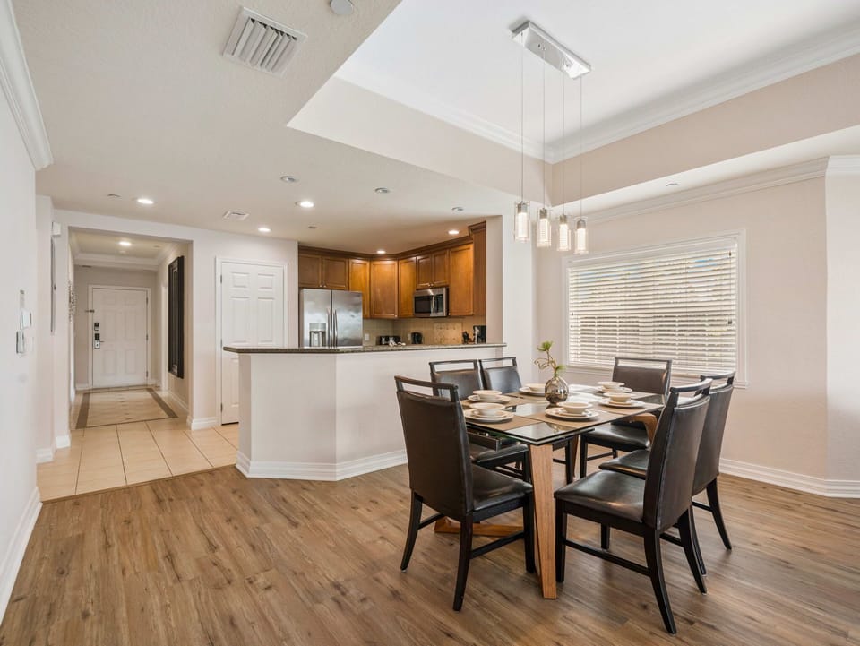 A comfortable dining space for six — perfect for meals, games, or planning the next day’s adventures.