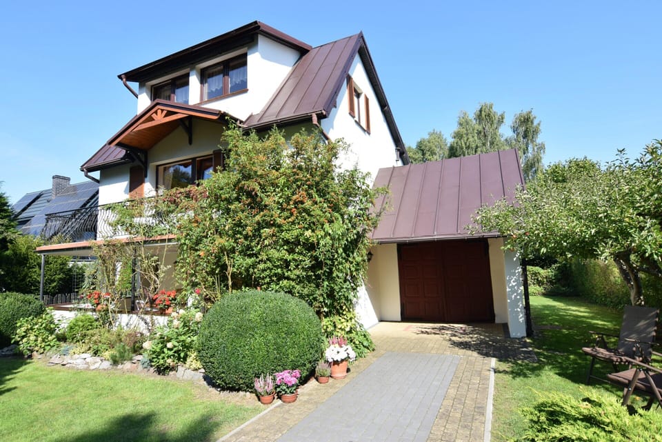 House | Exterior