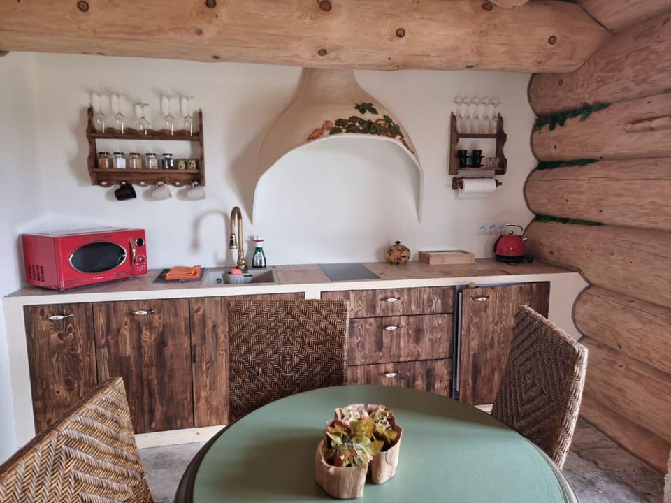 Apartment | Private kitchen | Highchair