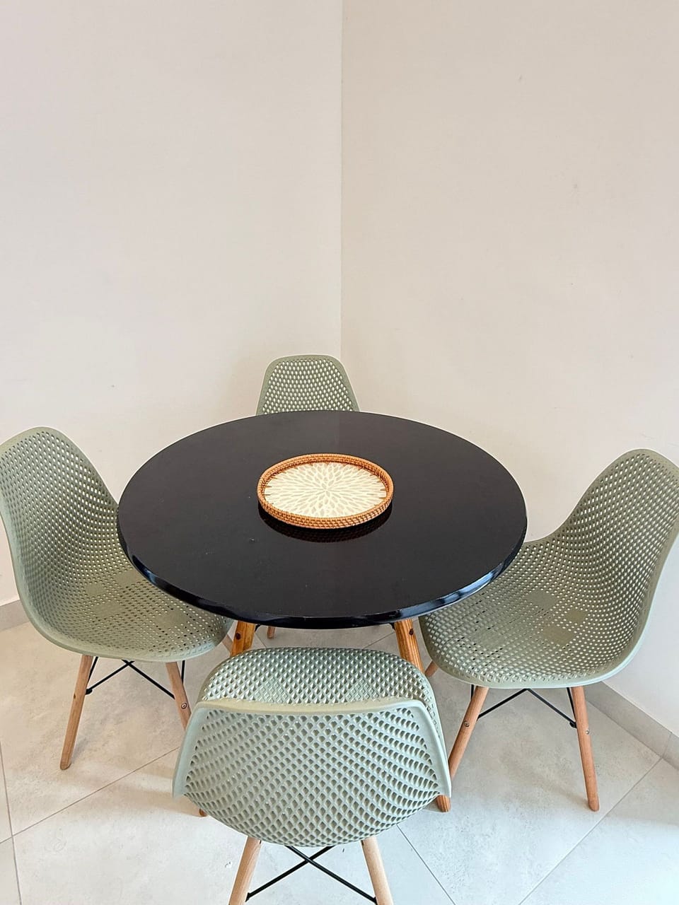 Apartment | Dining