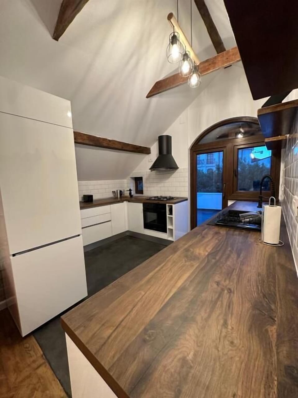 Penthouse Apartment (183)