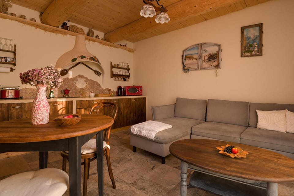 Apartment | Living room
