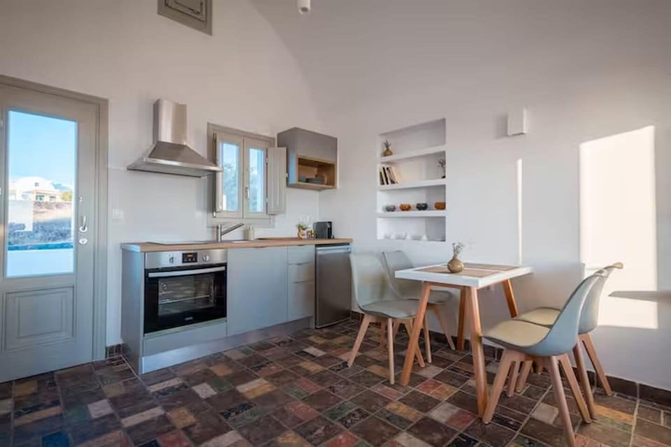 Luxury Villa, Jetted Tub, Sea View | Private kitchen | Fridge, stovetop, coffee/tea maker, electric kettle