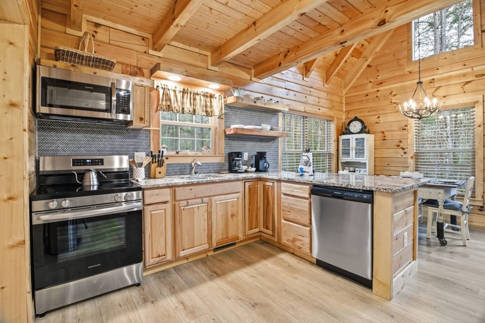 Compact full kitchen with oven, coffee maker & more