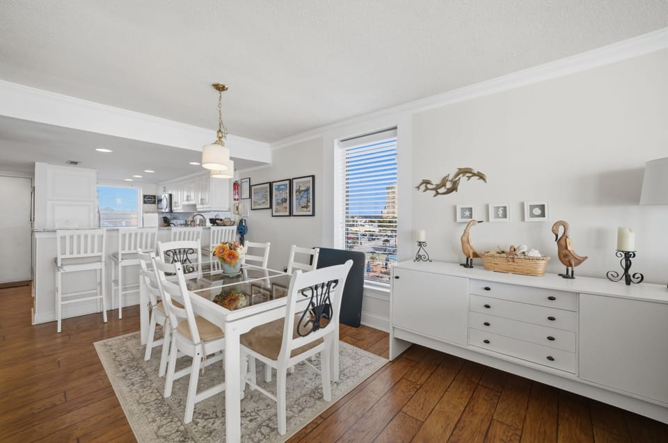 Gather and unwind in a cozy space just steps from the beach