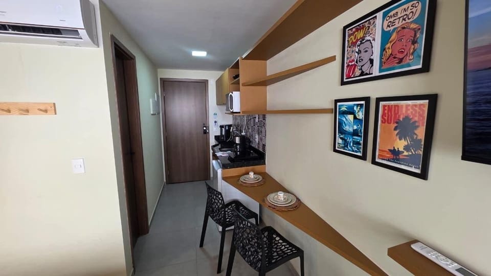 Basic Apartment | Private kitchen | Mini-fridge, microwave, stovetop, cookware/dishes/utensils