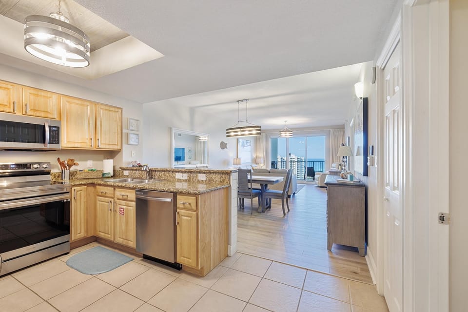 Condo, Multiple Beds (Ariel Dunes II 1308) | Private kitchen