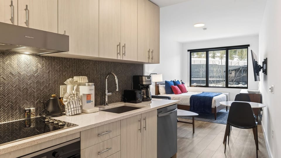 Apartment (1 Bedroom) | Interior