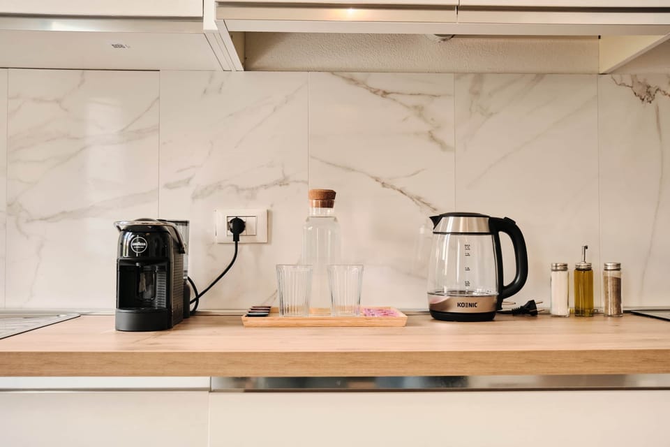 Macchinetta caffè e bollitore