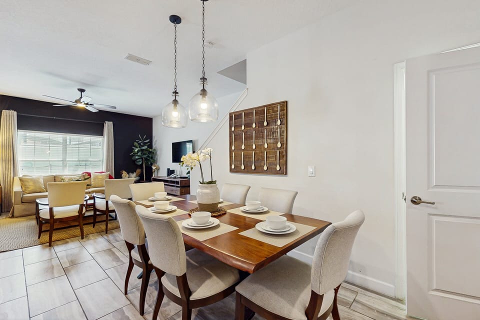 House, Multiple Beds, Pool Access, Pool View (Happy Family Getaway) | 5 bedrooms, individually decorated, individually furnished, bed sheets