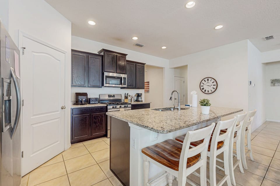 House, Multiple Beds, Pool Access, Pool View (Dooger's Hideaway - Solterra) | Private kitchen