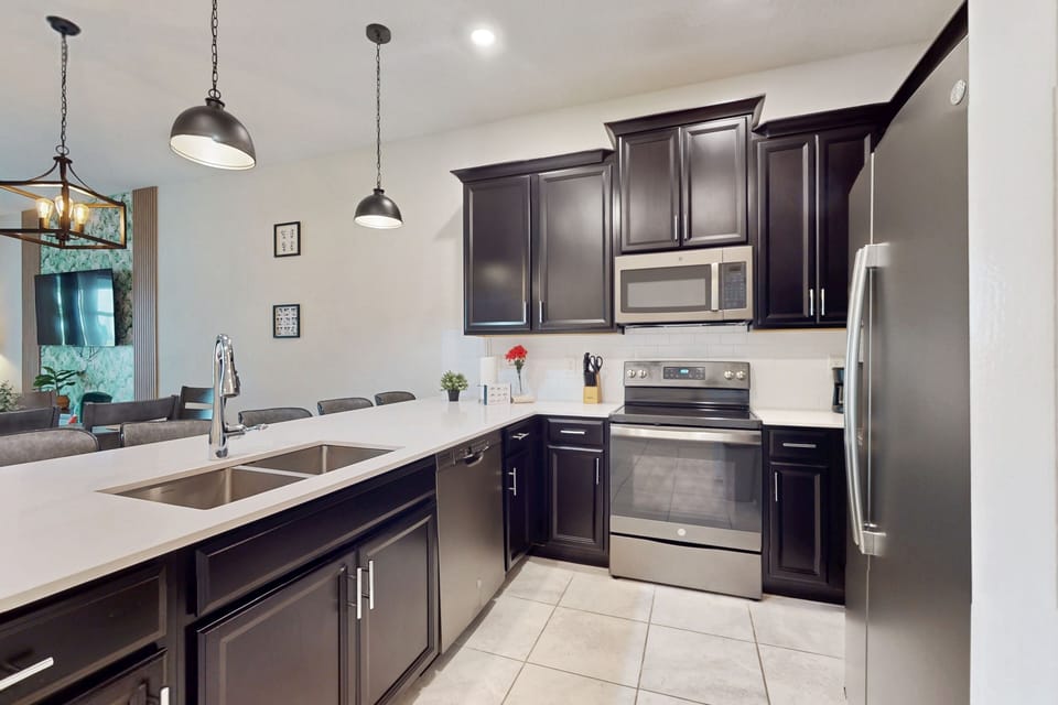 Condo, Multiple Beds, Pool Access, Pool View (SunDrop Sanctuary) | Private kitchen
