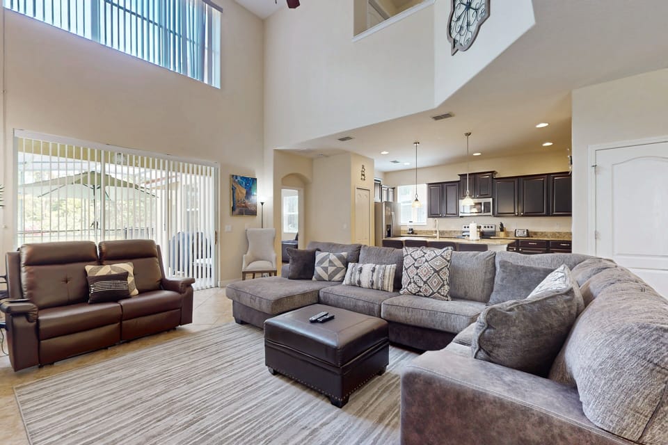 House, Multiple Beds, Pool Access, Pool View (Palm Bouquet - Paradise Palms Resort) | Living area