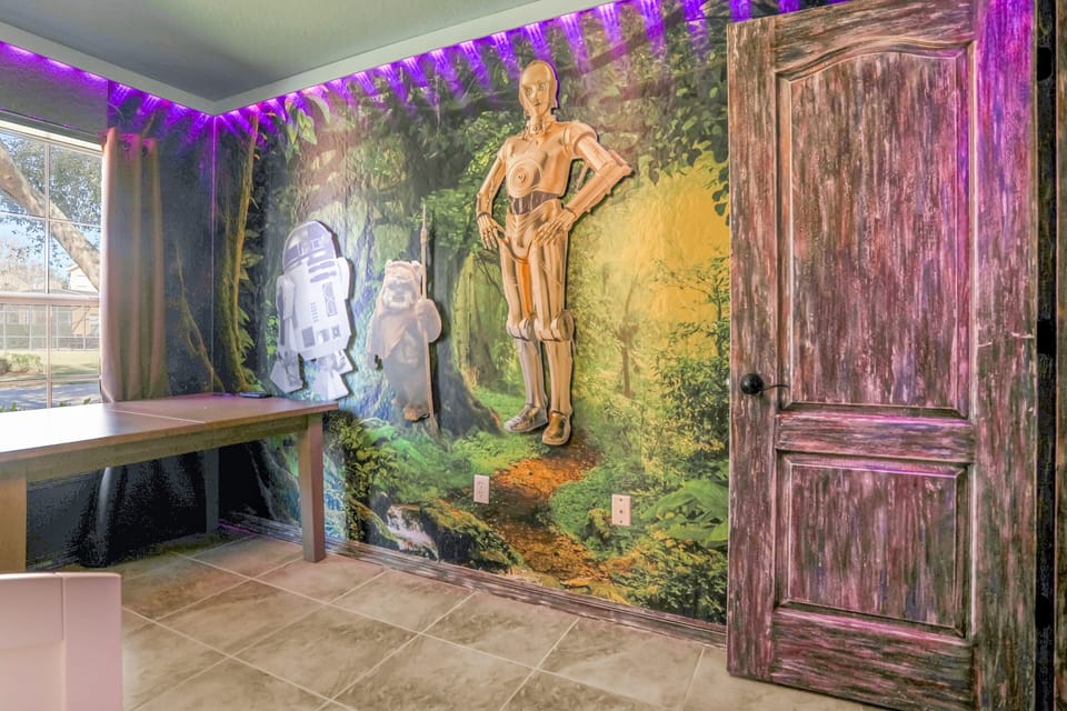 House, Multiple Beds, Pool Access, Pool View (Warm Welcomes on Woodcrest) | Interior