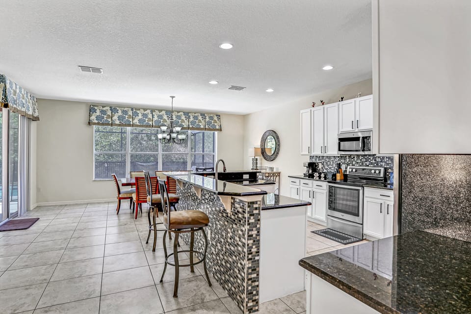 House, Multiple Beds, Pool Access, Pool View (The Warmth of Florida - BellaVida) | Private kitchen