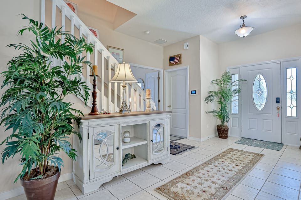 House, Multiple Beds, Pool Access, Pool View (Forever Summer) | Interior