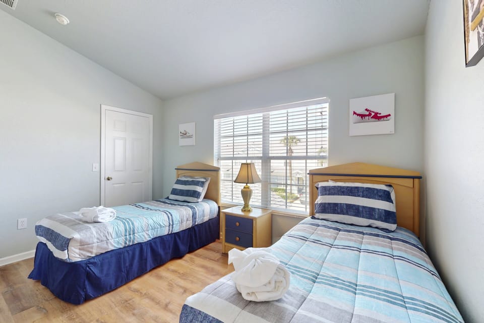 House, Multiple Beds, Pool Access, Pool View (The Cozy Cove) | 3 bedrooms, individually decorated, individually furnished, bed sheets