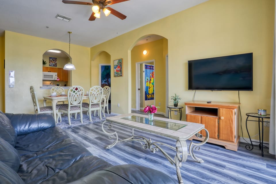 Condo, Multiple Beds, Pool Access, Pool View (Windsor Palms Paradise) | Living area