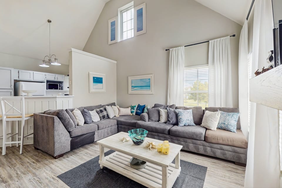 House, Multiple Beds, Patio, City View (The Mangrove Hideout) | Living area