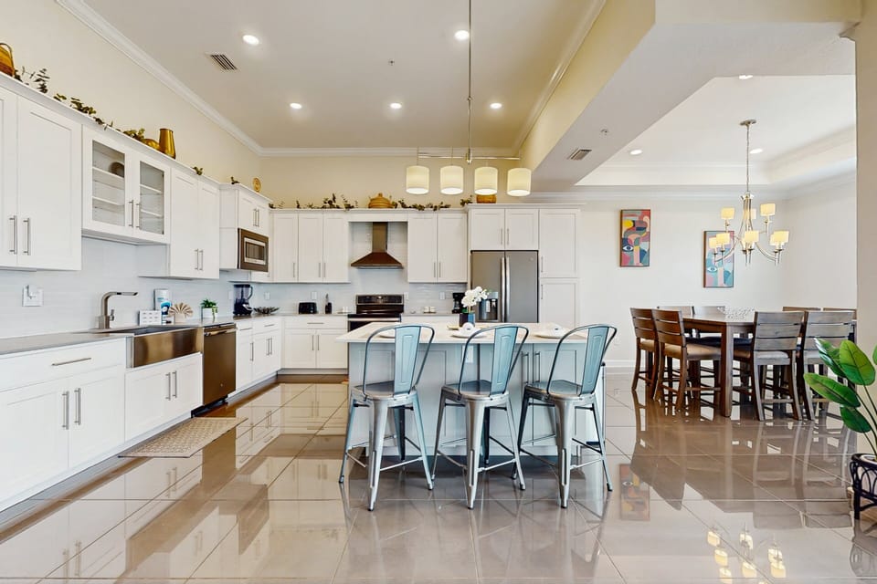 Condo, Multiple Beds, Pool Access, Pool View (White Ivy - Storey Lake) | Private kitchen