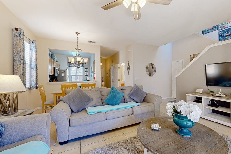 House, Multiple Beds, Pool Access, Garden View (The Orange Oasis) | Living area