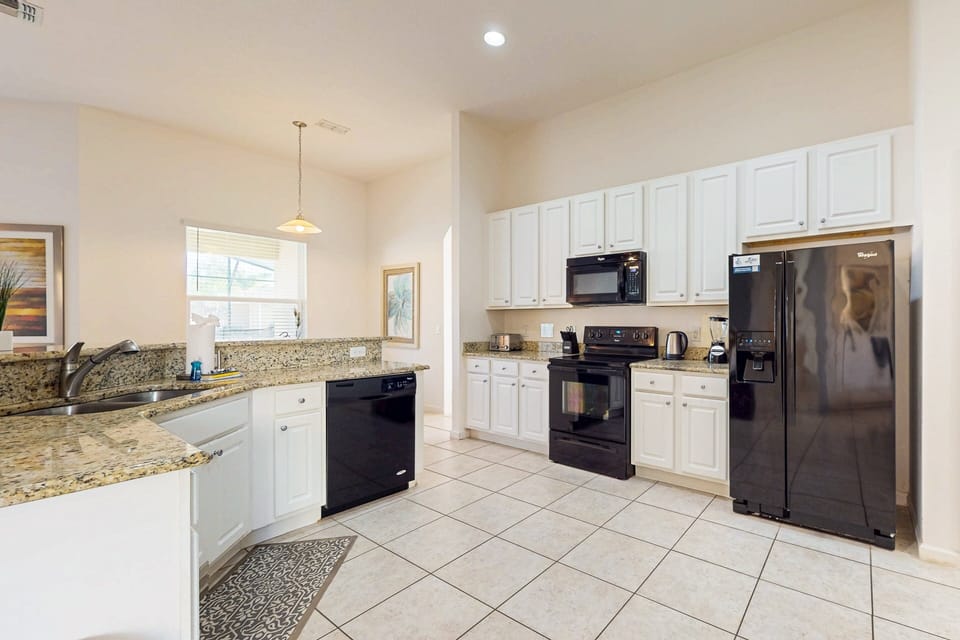 House, Multiple Beds, Pool Access, Pool View (Our Serenity Bay at Watersong Resort) | Private kitchen