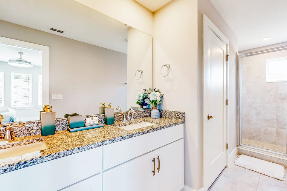 Bright Home With Private Pool, Washer/dryer and Internet House in Kissimmee